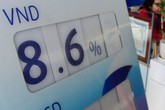 Rầm rộ tăng lãi suất trên 8,5%/năm, chọn ngân hàng cao nhất bỏ tiền Rầm rộ tăng lãi suất trên 8,5%/năm, chọn ngân hàng cao nhất bỏ tiền