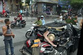 Hiện trường vụ tai nạn ở Hải Phòng khiến nhiều người ám ảnh, tài xế thoát nạn đầy may mắn Hiện trường vụ tai nạn ở Hải Phòng khiến nhiều người ám ảnh, tài xế thoát nạn đầy may mắn