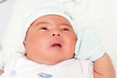 Sản phụ sinh con nặng nhất ở Quảng Ngãi: 'Tôi vừa mừng vừa lo âu' Sản phụ sinh con nặng nhất ở Quảng Ngãi: 'Tôi vừa mừng vừa lo âu'