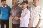 Khen thưởng nữ sinh trả lại 14 triệu đồng cho cụ ông đánh rơi Khen thưởng nữ sinh trả lại 14 triệu đồng cho cụ ông đánh rơi