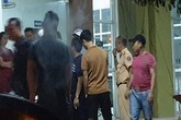 Xô xát ở quán hát, 2 công an và người đàn ông xăm trổ nhập viện Xô xát ở quán hát, 2 công an và người đàn ông xăm trổ nhập viện