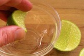 Khi miếng chanh trở thành "sát thủ": Bác sĩ cảnh báo cha mẹ cần biết điều quan trọng này Khi miếng chanh trở thành "sát thủ": Bác sĩ cảnh báo cha mẹ cần biết điều quan trọng này