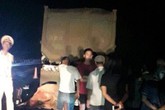 Tông vào đuôi ô tô đang dừng trên cao tốc, 2 thanh niên đi xe máy tử nạn Tông vào đuôi ô tô đang dừng trên cao tốc, 2 thanh niên đi xe máy tử nạn