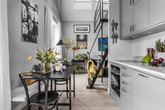 Nhà nhỏ chỉ 31m² được thiết kế tận dụng tối đa không gian theo chiều dọc Nhà nhỏ chỉ 31m² được thiết kế tận dụng tối đa không gian theo chiều dọc