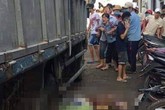 Nữ tạp vụ quét rác bị xe tải lùi cán chết thương tâm ở Bình Dương Nữ tạp vụ quét rác bị xe tải lùi cán chết thương tâm ở Bình Dương