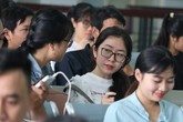 Chỉ một giờ mở bán, hơn 37.000 vé tàu Tết đã được đăng ký mua Chỉ một giờ mở bán, hơn 37.000 vé tàu Tết đã được đăng ký mua