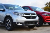 Dân Việt mua ô tô nhiều kỷ lục, giá vẫn giảm và còn giảm nữa Dân Việt mua ô tô nhiều kỷ lục, giá vẫn giảm và còn giảm nữa