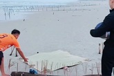 Phát hiện thi thể không đầu, chết bất thường ở bờ biển Quảng Nam Phát hiện thi thể không đầu, chết bất thường ở bờ biển Quảng Nam