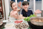 Vừa đi trăng mật về đến nhà, nàng dâu mới Đông Nhi đã được bố mẹ chồng làm điều này Vừa đi trăng mật về đến nhà, nàng dâu mới Đông Nhi đã được bố mẹ chồng làm điều này