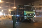 Hà Nội: Tai nạn thảm khốc khiến 2 nạn nhân nghi là vợ chồng tử vong ngay tại hiện trường Hà Nội: Tai nạn thảm khốc khiến 2 nạn nhân nghi là vợ chồng tử vong ngay tại hiện trường