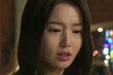 Đêm tân hôn chú rể say khướt trở về phòng cười gằn và bảo "anh đã cưới... mẹ em rồi", cô dâu liền ba chân bốn cẳng chạy ngay về nhà mình Đêm tân hôn chú rể say khướt trở về phòng cười gằn và bảo "anh đã cưới... mẹ em rồi", cô dâu liền ba chân bốn cẳng chạy ngay về nhà mình