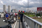 Bỏ vợ lại trên cầu, người đàn ông quê Gia Lai nhảy cầu Sài Gòn mất tích Bỏ vợ lại trên cầu, người đàn ông quê Gia Lai nhảy cầu Sài Gòn mất tích