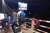 Người phụ nữ để lại tư trang trên cầu rồi nhảy xuống sông Người phụ nữ để lại tư trang trên cầu rồi nhảy xuống sông