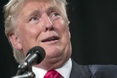 Ông Trump "đứng hình" vì nhận được lời đề nghị giúp đỡ từ người ông không ngờ nhất Ông Trump "đứng hình" vì nhận được lời đề nghị giúp đỡ từ người ông không ngờ nhất