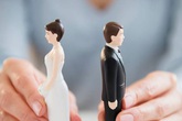 Bị huỷ hôn vì "nhờ" vợ tương lai cưa đôi tiền sắm giường tủ, đồ cưới Bị huỷ hôn vì "nhờ" vợ tương lai cưa đôi tiền sắm giường tủ, đồ cưới