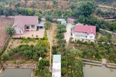 Nhà giàu Hà Nội “đua” nhau bán nhà nội đô, ra ngoại thành làm “biệt thự vườn” Nhà giàu Hà Nội “đua” nhau bán nhà nội đô, ra ngoại thành làm “biệt thự vườn”