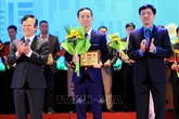 Thái Bình tuyên dương công nhân là đảng viên tiêu biểu Thái Bình tuyên dương công nhân là đảng viên tiêu biểu