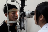 Hà Tĩnh: Học chế pháo trên Youtube, một nam sinh phải nhập viện Hà Tĩnh: Học chế pháo trên Youtube, một nam sinh phải nhập viện