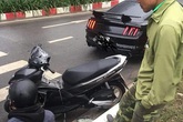 Xe máy vượt đèn đỏ tông vỡ đầu xế sang Ford Mustang và cách xử lý tình huống đi vào lòng người của chủ xe ô tô Xe máy vượt đèn đỏ tông vỡ đầu xế sang Ford Mustang và cách xử lý tình huống đi vào lòng người của chủ xe ô tô