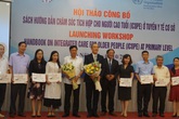 Công bố sách hướng dẫn chăm sóc tích hợp cho người cao tuổi ở tuyến y tế cơ sở Công bố sách hướng dẫn chăm sóc tích hợp cho người cao tuổi ở tuyến y tế cơ sở