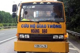 Xe cứu hộ đi ngược chiều trên cao tốc Xe cứu hộ đi ngược chiều trên cao tốc