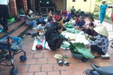 Chuyên gia dinh dưỡng “mách nước” cho các đoàn cứu trợ cách bảo quản bánh chưng lâu hơn Chuyên gia dinh dưỡng “mách nước” cho các đoàn cứu trợ cách bảo quản bánh chưng lâu hơn