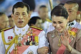 Vì sao Vua Thái Lan cùng thê thiếp sống lâu dài ở Đức mà vắng mặt tại quê nhà? Vì sao Vua Thái Lan cùng thê thiếp sống lâu dài ở Đức mà vắng mặt tại quê nhà?