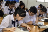 TP.HCM: Nhiều trường PTTH áp dụng làm bài kiểm tra giữa kỳ trên hệ thống trực tuyến TP.HCM: Nhiều trường PTTH áp dụng làm bài kiểm tra giữa kỳ trên hệ thống trực tuyến