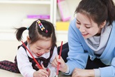 Đừng vội buồn vì con viết chữ xấu, học hành lơ đãng, chuyên gia cho biết đây là biểu hiện của đứa trẻ thiên tài! Đừng vội buồn vì con viết chữ xấu, học hành lơ đãng, chuyên gia cho biết đây là biểu hiện của đứa trẻ thiên tài!