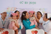 Cố vấn ca đại phẫu tách rời cặp Trúc Nhi và Diệu Nhi: "Ê-kíp đã cố gắng giữ lời hứa với gia đình" Cố vấn ca đại phẫu tách rời cặp Trúc Nhi và Diệu Nhi: "Ê-kíp đã cố gắng giữ lời hứa với gia đình"