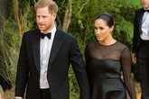 Meghan Markle bị nghi 'giả vờ' yêu Harry Meghan Markle bị nghi 'giả vờ' yêu Harry