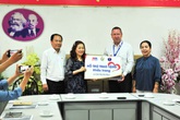 MM Mega Market Việt Nam tặng 20,000 khẩu trang cho bệnh viện Nhi đồng 1 MM Mega Market Việt Nam tặng 20,000 khẩu trang cho bệnh viện Nhi đồng 1