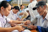 Cần sự đầu tư thích đáng cho công tác chăm sóc sức khỏe người cao tuổi Cần sự đầu tư thích đáng cho công tác chăm sóc sức khỏe người cao tuổi