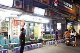 Dịch COVID-19: Người dân “xoay chuyển” tình thế, ổn định cuộc sống Dịch COVID-19: Người dân “xoay chuyển” tình thế, ổn định cuộc sống