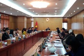 Cán bộ làm công tác dân số nghiêm túc phòng chống dịch nCoV Cán bộ làm công tác dân số nghiêm túc phòng chống dịch nCoV