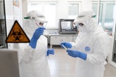 Cách ly, lấy mẫu xét nghiệm mọi trường hợp về từ quốc gia, vùng lãnh thổ có dịch COVID-19 Cách ly, lấy mẫu xét nghiệm mọi trường hợp về từ quốc gia, vùng lãnh thổ có dịch COVID-19