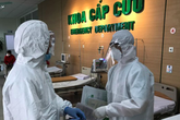 Hai người mắc COVID-19 phải thở máy, lọc máu, chuyên gia hội chẩn liên tục hàng ngày Hai người mắc COVID-19 phải thở máy, lọc máu, chuyên gia hội chẩn liên tục hàng ngày