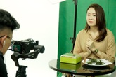 Tỏa sáng tuổi 35 - bí quyết gìn giữ nét xuân của bà mẹ 2 con Hồng Diễm Tỏa sáng tuổi 35 - bí quyết gìn giữ nét xuân của bà mẹ 2 con Hồng Diễm