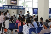 Hơn 4.000 doanh nghiệp ở Hà Nội ngừng hoạt động vì dịch COVID-19, lao động thất nghiệp tăng bất thường Hơn 4.000 doanh nghiệp ở Hà Nội ngừng hoạt động vì dịch COVID-19, lao động thất nghiệp tăng bất thường