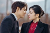 Lee Min Ho hôn nữ thủ tướng trong 'Quân vương bất diệt' Lee Min Ho hôn nữ thủ tướng trong 'Quân vương bất diệt'