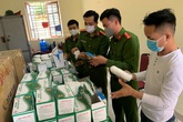 Hải Phòng: Chủ xưởng đóng mũi giày tự sản xuất khẩu trang rồi thuê xe cứu thương chở đi bán Hải Phòng: Chủ xưởng đóng mũi giày tự sản xuất khẩu trang rồi thuê xe cứu thương chở đi bán