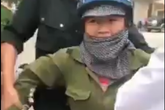Nữ phó chủ tịch phường quát chị bán rau "con điên này" lên tiếng trần tình Nữ phó chủ tịch phường quát chị bán rau "con điên này" lên tiếng trần tình