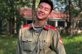 Nam sinh ngân hàng gây thương nhớ với nhan sắc cực phẩm Nam sinh ngân hàng gây thương nhớ với nhan sắc cực phẩm