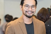 Sau ồn ào mua giải, đạo diễn Huỳnh Đông khẳng định “đồng nghiệp" thì yêu thương chứ đừng đả kích Sau ồn ào mua giải, đạo diễn Huỳnh Đông khẳng định “đồng nghiệp" thì yêu thương chứ đừng đả kích