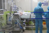 Cân nhắc lọc máu trở lại với nam phi công mắc COVID-19 Cân nhắc lọc máu trở lại với nam phi công mắc COVID-19