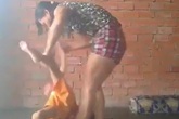 Danh tính người phụ nữ đánh bé trai dã man: Là mẹ kế, mắc chứng tâm thần Danh tính người phụ nữ đánh bé trai dã man: Là mẹ kế, mắc chứng tâm thần