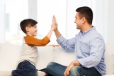 Cha mẹ cần rèn con đức tính này ngay từ khi còn nhỏ, vì đó chính là con đường đến với thành công trong tương lai Cha mẹ cần rèn con đức tính này ngay từ khi còn nhỏ, vì đó chính là con đường đến với thành công trong tương lai