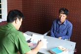 Ăn chặn 50% tiền bán dâm của gái làng chơi, 'tú ông' bị khởi tố Ăn chặn 50% tiền bán dâm của gái làng chơi, 'tú ông' bị khởi tố