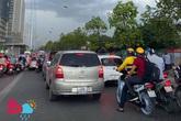 Mây đen giăng kín bầu trời, mưa giông 'giải nhiệt' cho Hà Nội sau đợt nắng nóng kinh hoàng Mây đen giăng kín bầu trời, mưa giông 'giải nhiệt' cho Hà Nội sau đợt nắng nóng kinh hoàng