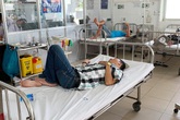 Cứu sống người đàn ông tự tử sau khi đánh bạc nợ tiền tỷ Cứu sống người đàn ông tự tử sau khi đánh bạc nợ tiền tỷ